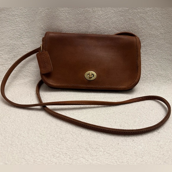 Coach Handbags - Vintage Coach USA Leather Crossbody Bag | British Tan | Turnlock |